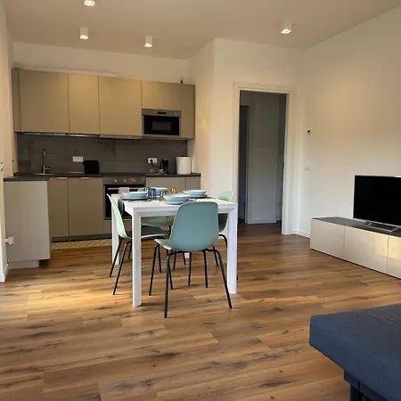 Vittoria Venice Маргера